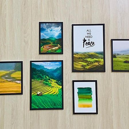 Cozy Homestay With Large Bed, Private Bathroom, Large Balcony Hanoi Exteriör bild